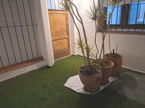 Depto Tipo Casa en Alquiler de 2 dormitorios