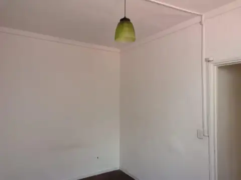 Depto Tipo Casa en Venta al Este