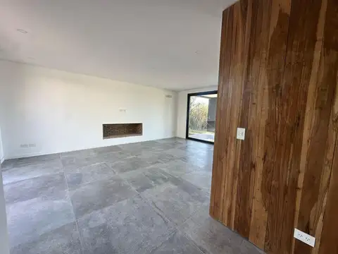 Casa en Alquiler en Villanueva, USD 3.600