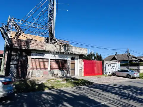 Av Peron 5400