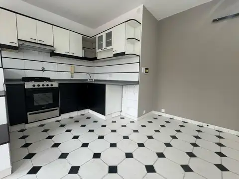 Departamento en Alquiler en El Palomar, $ 750.000