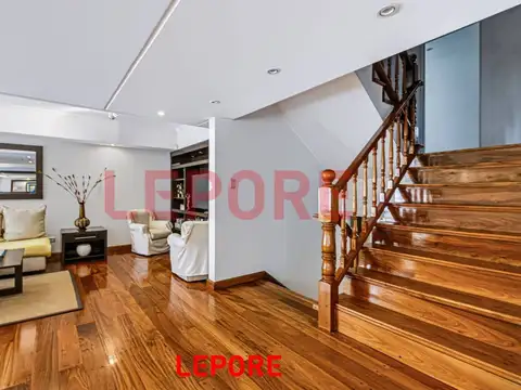 Casa en Venta de 5 dormitorios
