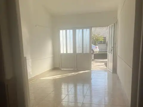 Venta Chalet Céntrico. Amplias Comodidades *