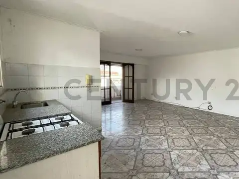 Venta de PH 3 ambientes al frente con entrada independiente en Barrio Los Andes, Mar del Plata.