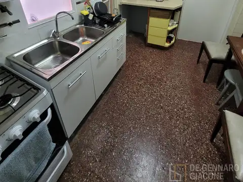 Departamento 3 ambientes con 2 baños