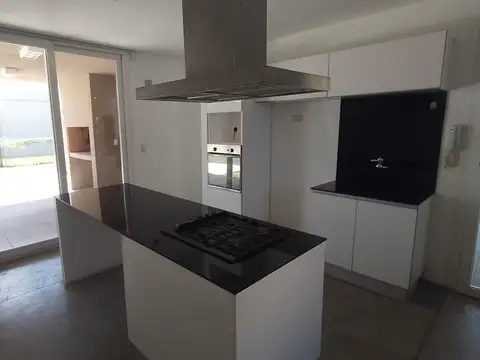 Fuerza Aerea  al 4200