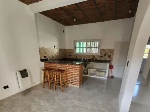 CASA EN VENTA BRANDSEN 6600 WILDE