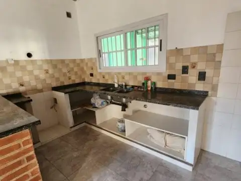 Casa en Venta al Oeste