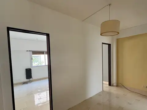 Alquiler Monoambiente dividido, apto profesional. SUM, parrillas. Villa Pueyrredon