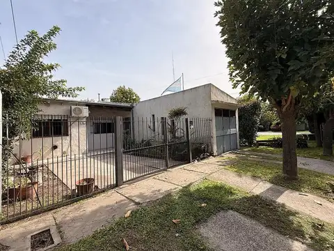 Casa en venta en el centro de Los Cardales