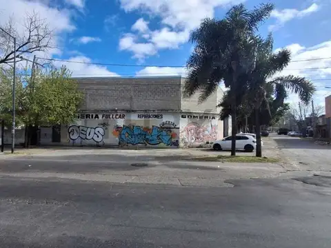 AVENIDA LARRALDE 2700, Piso 0