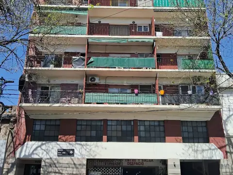 Almagro amplio Monoambiente