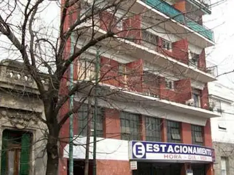 Almagro amplio Monoambiente