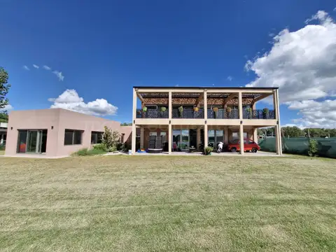 Casa en Venta en Chascomus, USD 380.000