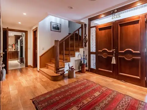 Casa en Venta de 5 dormitorios