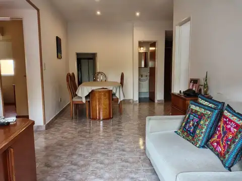 Depto Tipo Casa en Venta en Paternal, USD 160.000
