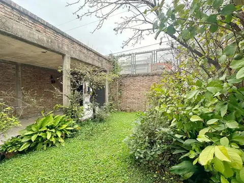Casa en Venta en Valentin Alsina, USD 165.000