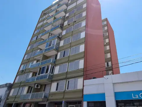 Pellegrini 325 , Piso 5