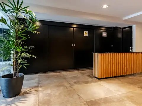 Cómoda cochera fija descubierta en venta, edificio a estrenar en Villa Devoto.