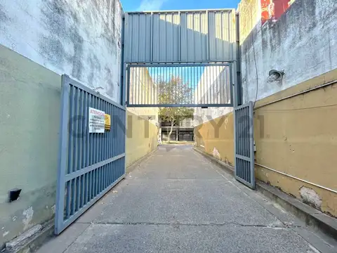 Cochera ubicada en el centro de Venado Tuerto