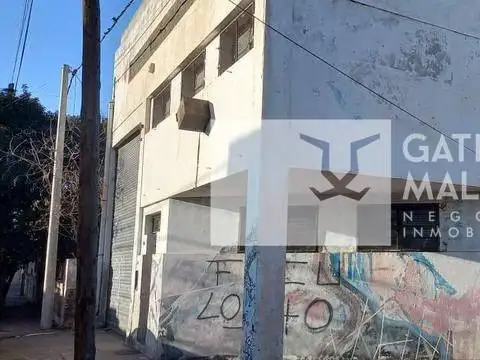 Galpon en Venta 45  mts Fondo