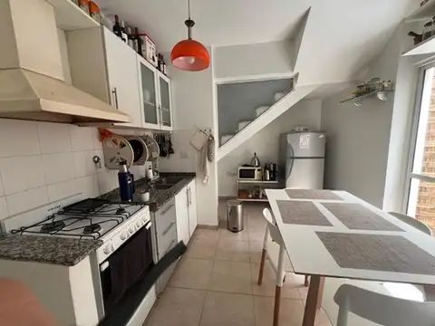 Depto Tipo Casa 3 ambientes con 2 baños