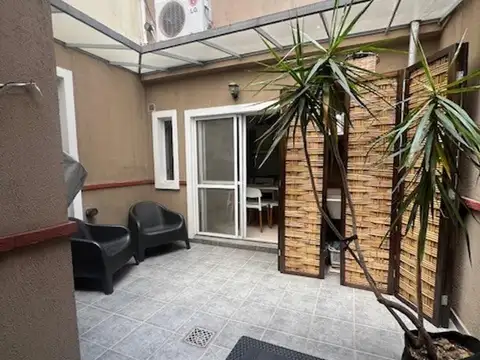 Depto Tipo Casa en Venta de 3 ambientes