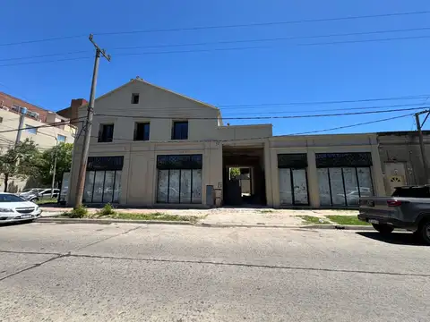 Local centrico en alquiler rubro gastronomia 166m2