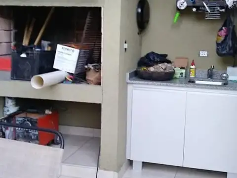 Casa en Venta en Barrio Tres Cerritos, USD 300.000