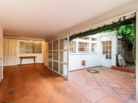Depto Tipo Casa 3 ambientes con 2 baños