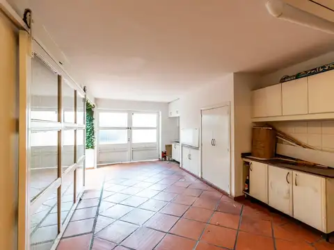 Depto Tipo Casa en Venta con 1 cocheras