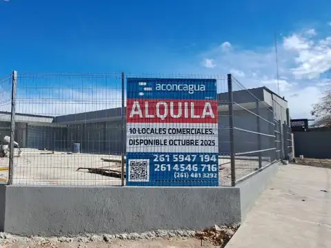 Locales comerciales en Alquiler esquina Tropero Sosa y Pellegrini, Maipú