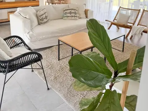 Casa Chalet  en Venta en Altos de Manzanares, Pilar, G.B.A. Zona Norte
