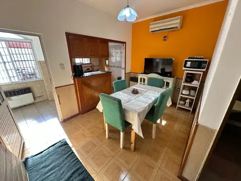 VENTA CASA PH 3 AMB. REMEDIOS DE ESCALADA LANUS
