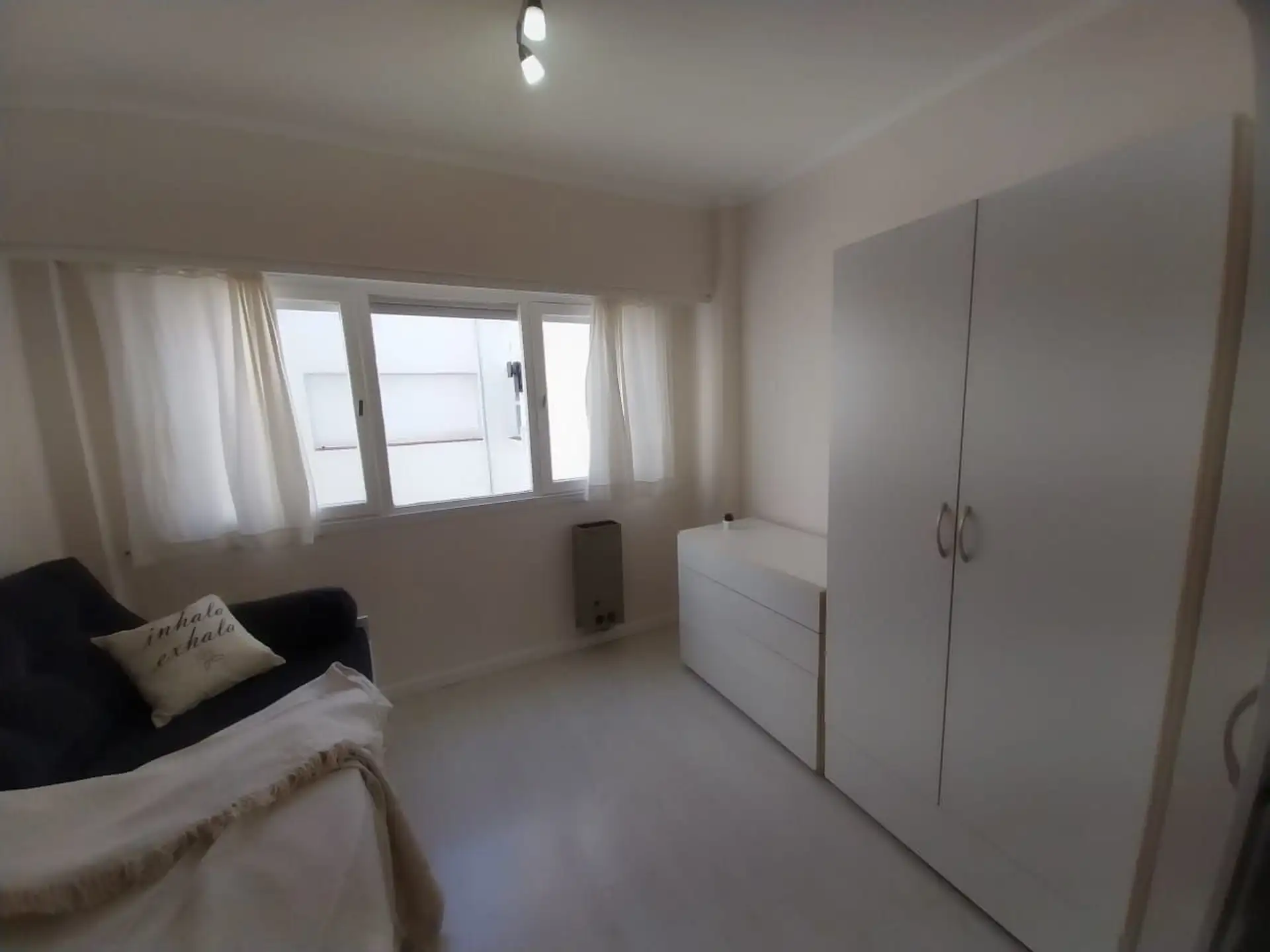 Venta Departamento 1 ambiente dividido. Zona Plaza Colón