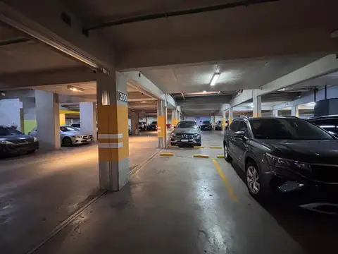 Venta de Cochera en Puerto Norte
