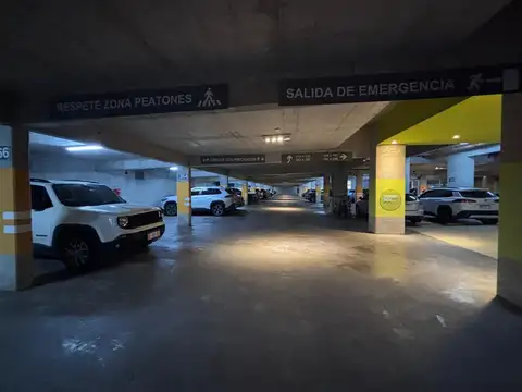 Venta de Cochera en Puerto Norte
