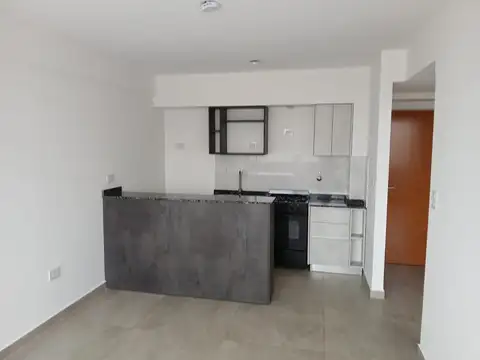 HERMOSO DPTO. 2 AMB. ZONA ITUZAINGÓ CENTRO