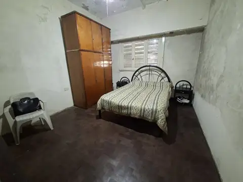 VENTA - CASA 4 AMB - OPORTUNIDAD