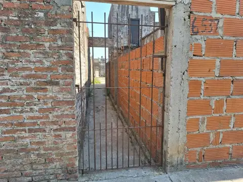 Venta casa 5 ambientes en Moreno