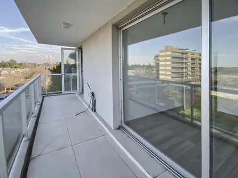 Departamento 5 ambientes con 2 baños