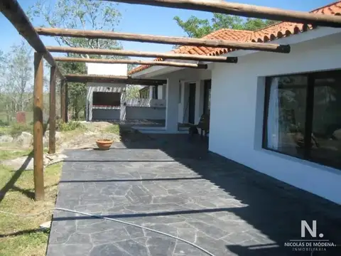 Casa 7 ambientes con 8 baños
