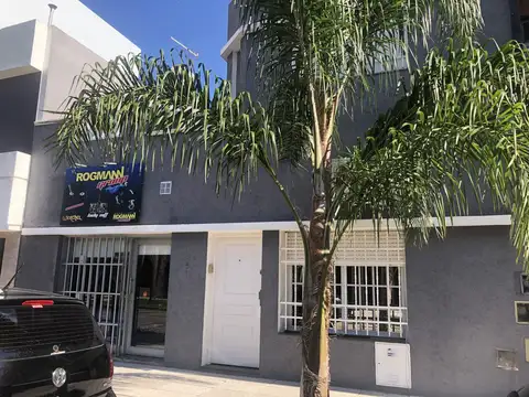 Casa en Venta en Barrio Naón, USD 350.000