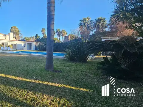 Casa 5 ambientes con 2 baños