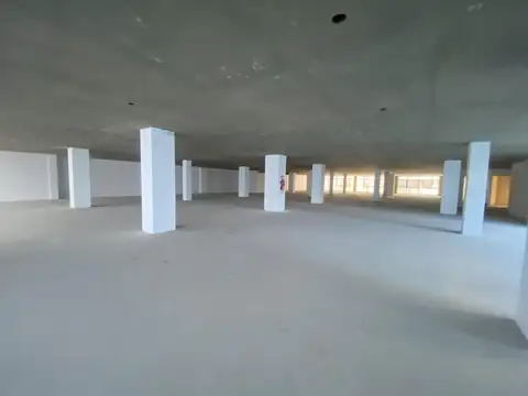 Venta    Edificio Comercial en Microcentro a estrenar