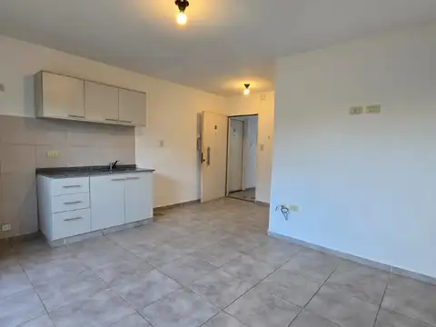 Departamento en Alquiler en Centro, $ 420.000