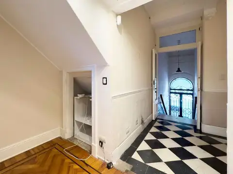 Depto Tipo Casa en Venta con 1 cocheras