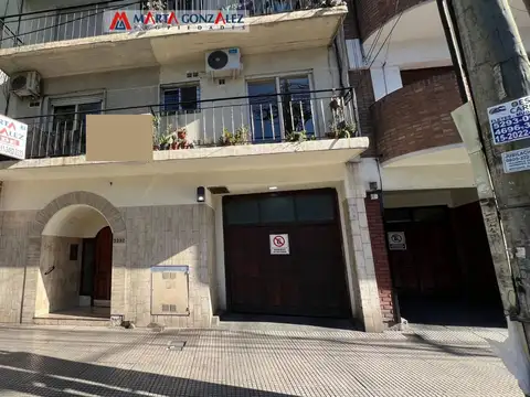 Av Gaona 2200, Piso 8