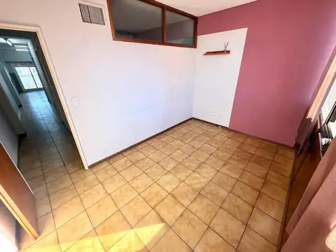 Departamento comercial 3 ambientes en excelente ubicación