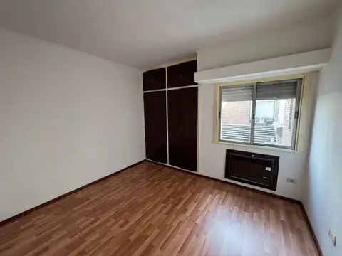 Departamento 4 ambientes con 3 baños